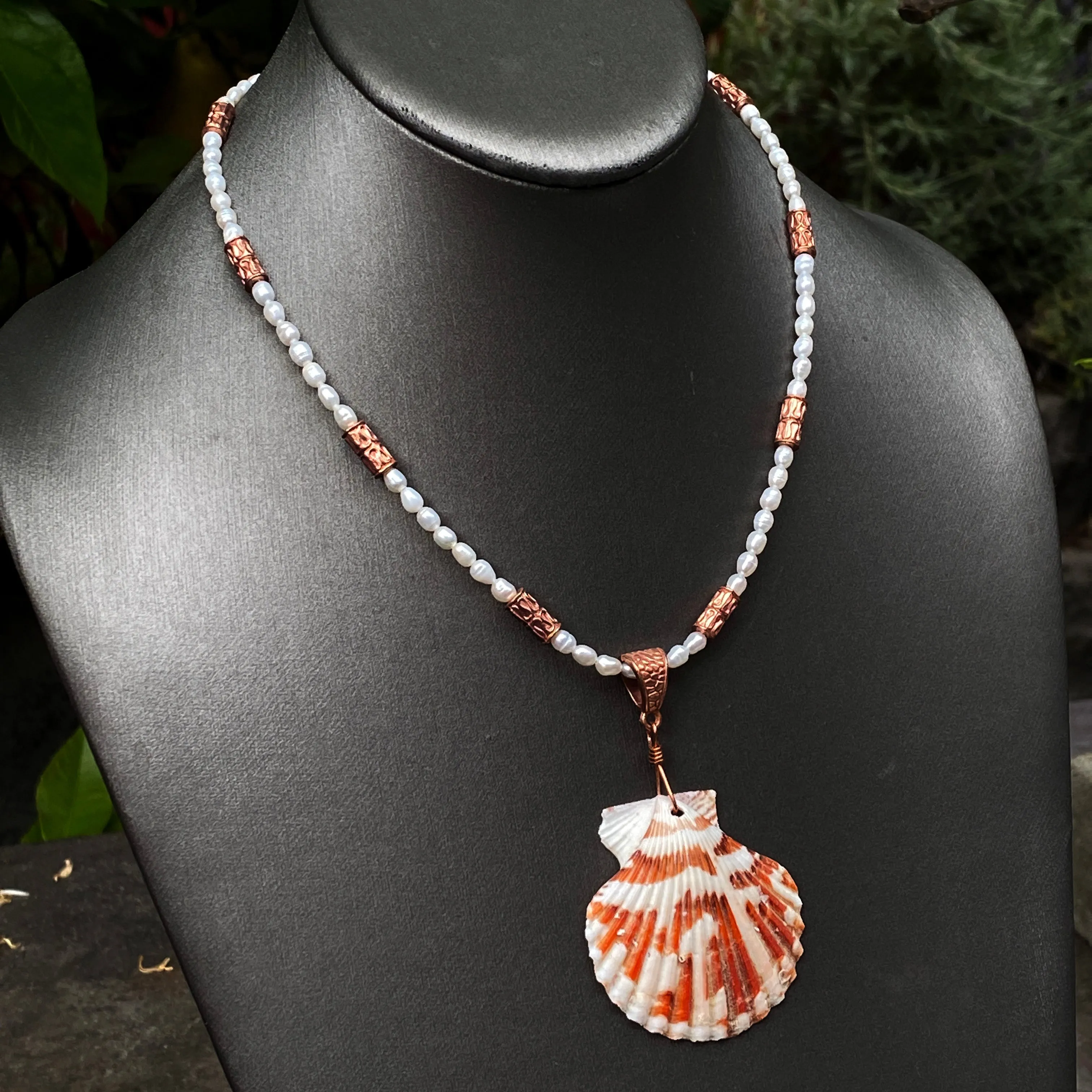 Elegant Beaded Pearl Necklace with Unique Shell Pendant