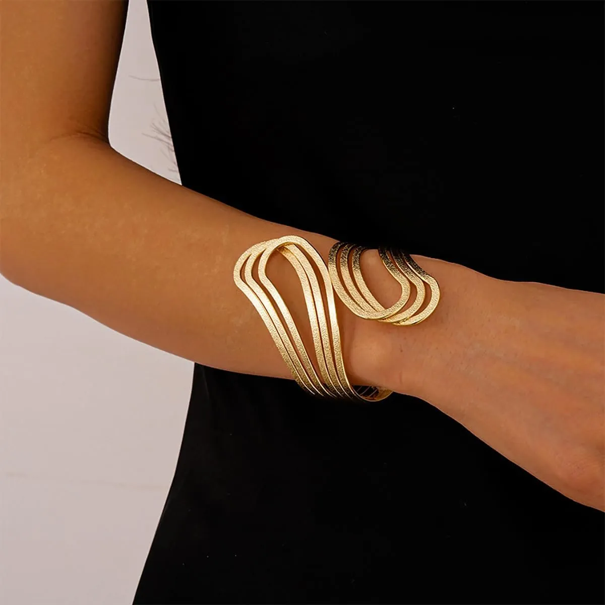 Chunky Cuff Bracelets for Women Wide Gold/Silver Arm Cuffs Bangle Hollow Out Adjustable Bracelets Punk Vintage Jewelry