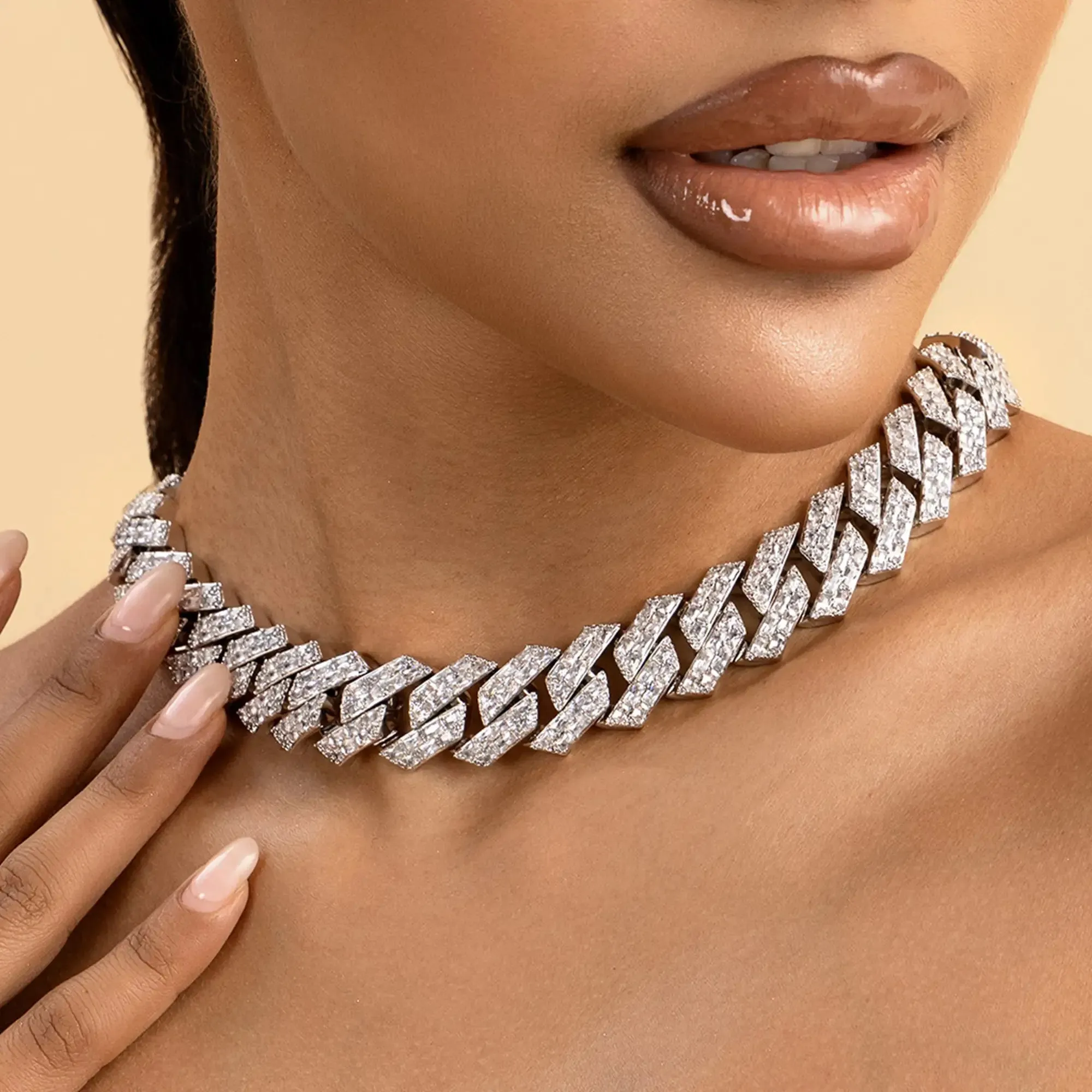 Emerald Cut Prong Cuban Link Chain - 10mm