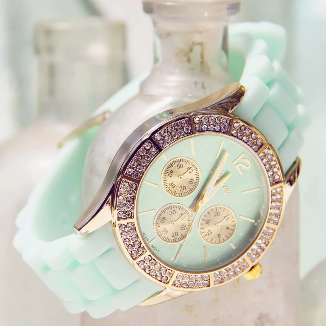 Lake Tide Watch in Mint