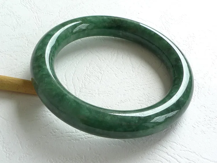 Natural Jade Bangle Jadeite Bangle Internal Diameter 55.8mm BER092