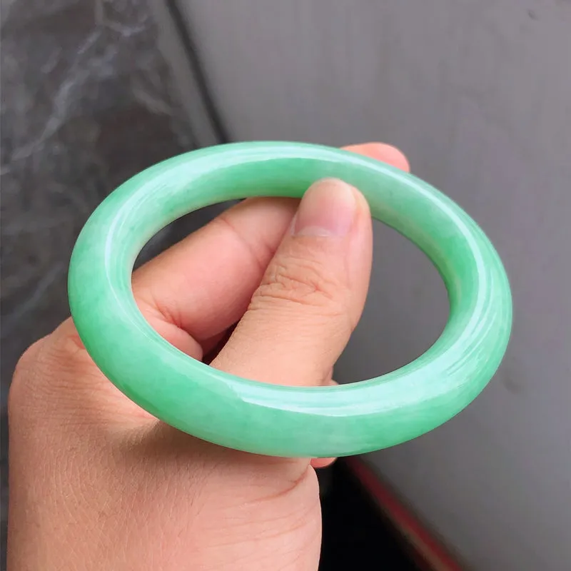 Natural Jade Bangle Jadeite Bangle Internal Diameter 56mm NBE095