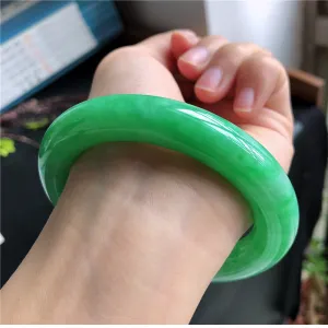 Natural Jade Bangle Jadeite Bangle Internal Diameter 57mm B8032932