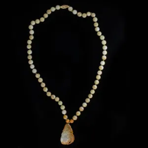 Vintage Burmese natural jadeite pendant and bead necklace. j-nlja863
